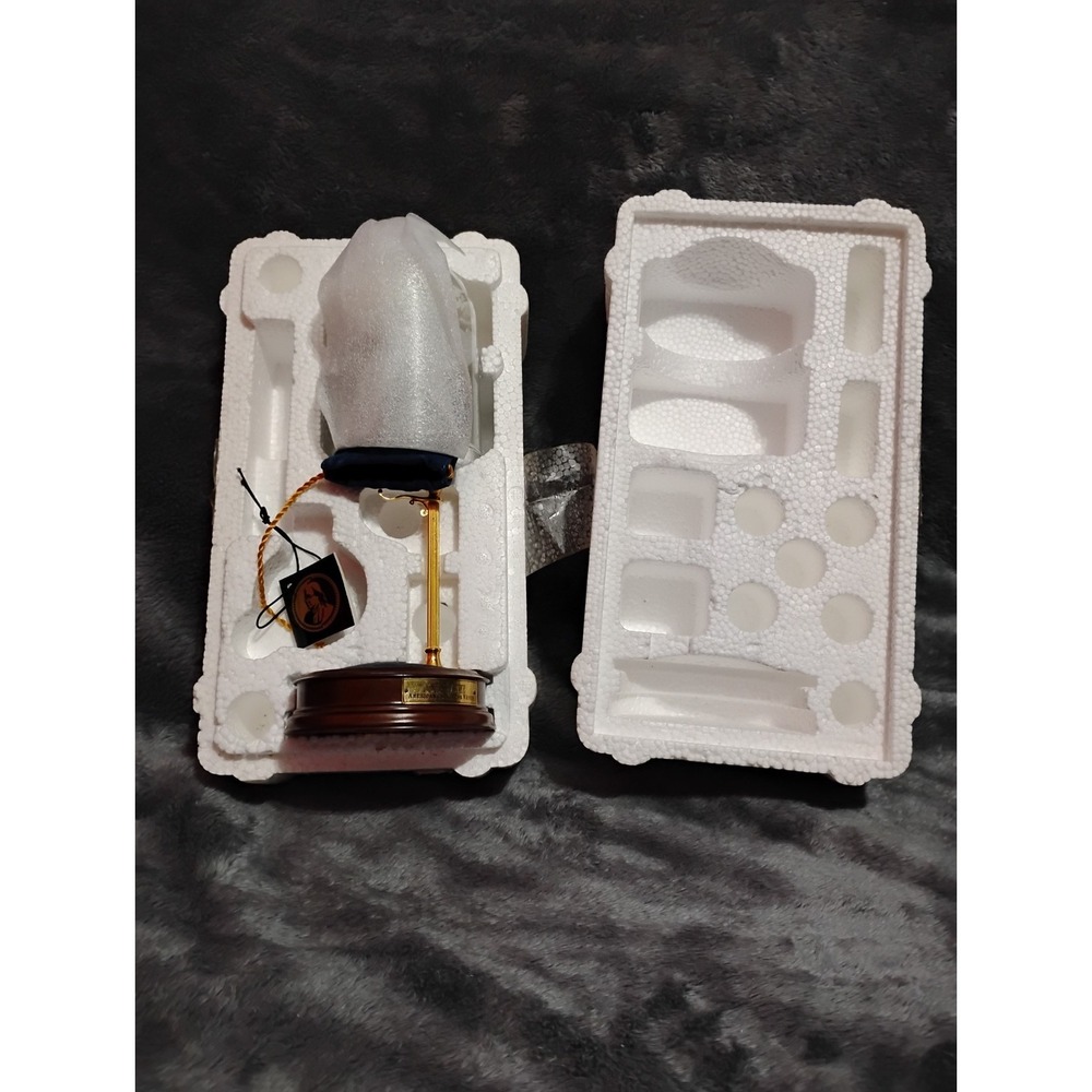 Franklin Mint Cowboy Joen Wayne‎ Eagle American Pocket Watch